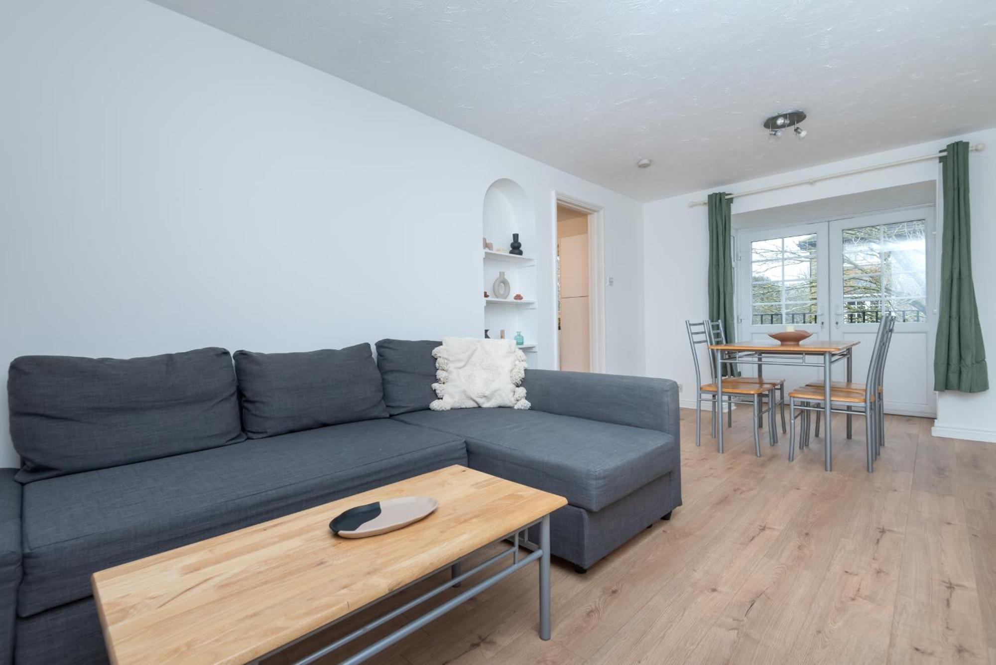 Beautiful 2-bed Near Wimbledon Tennis Londra