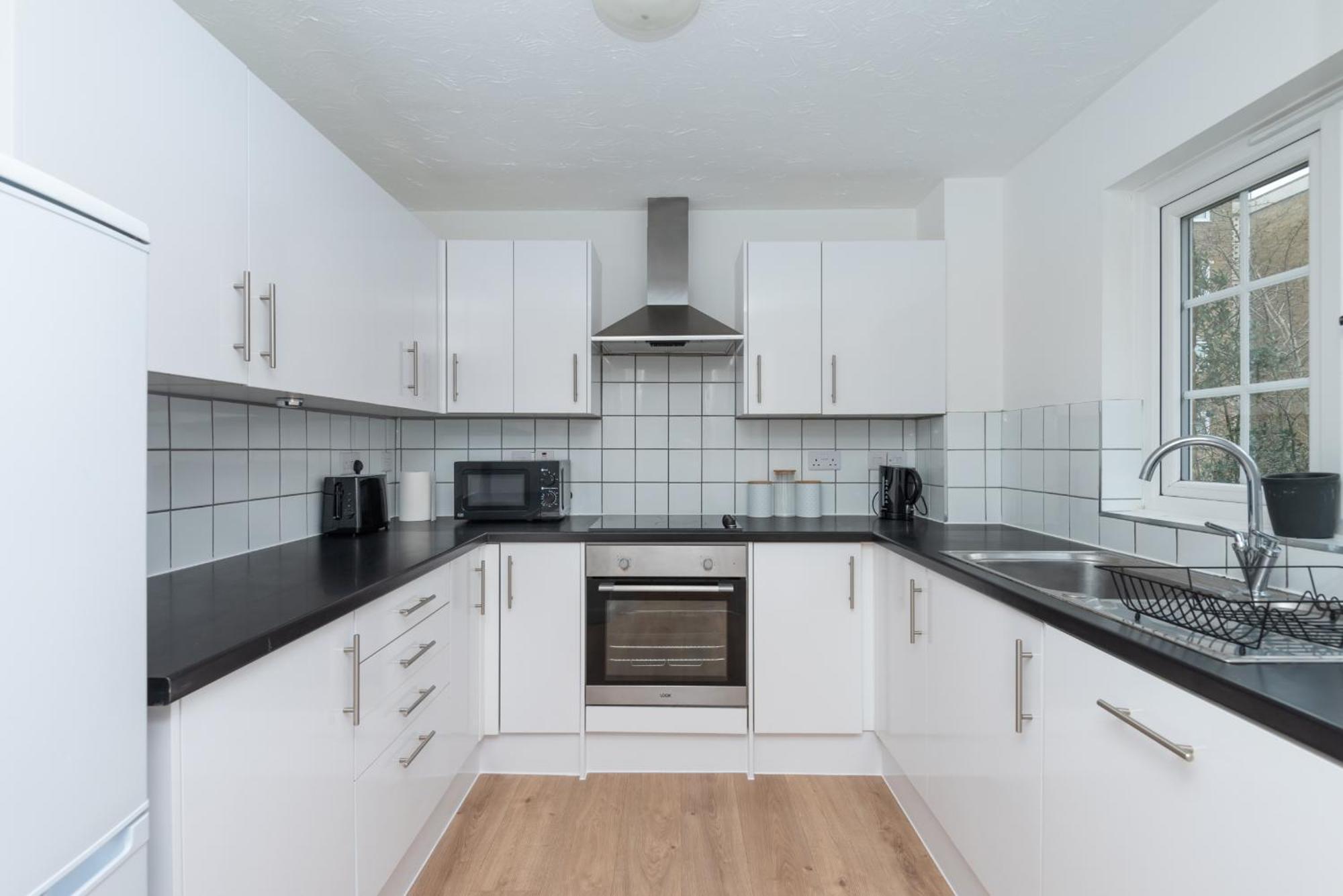 Beautiful 2-bed Near Wimbledon Tennis